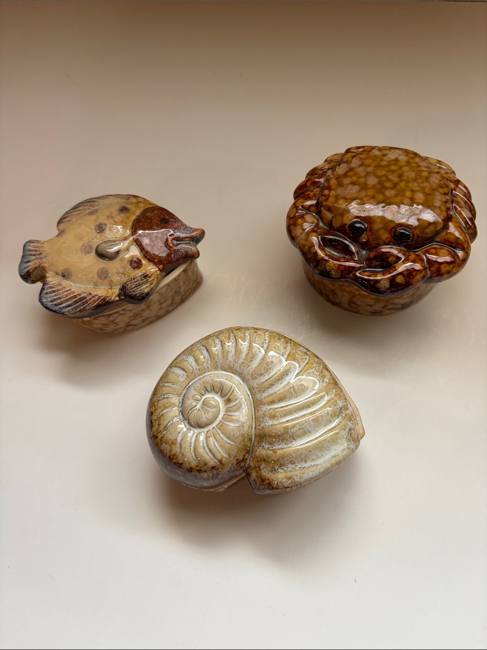 Glazed Ceramic Mini Trinket Keepsake Boxes - Lot of 3 Fish , Seashell , Crab